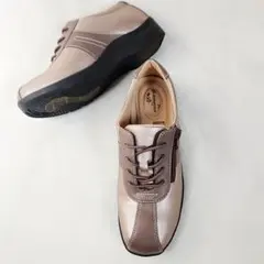 Item thumbnail for item f6843803-42ec-40b6-8c4e-15df128498d7