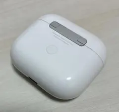 ★ Apple AirPods A2897 第３世代 充電ケースのサムネイル