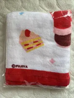 【新品・未使用】ペコちゃんタオルセット FUJIYAのサムネイル