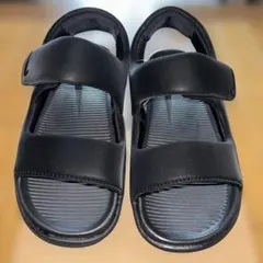 お買得☆新品未使用タグ付きナイキ　サンダル合成皮革クッション性あり　黒24㌢箱有