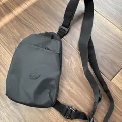 アディダス　ショルダーバッグ