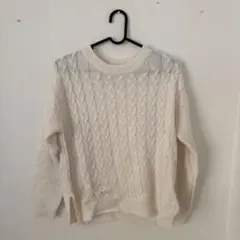 【GU】ホワイト ケーブルニット 長袖セーター