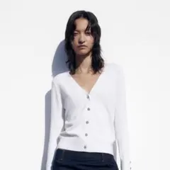 ビジューボタンニットカーディガン ZARA 白