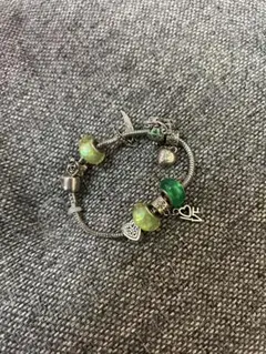 Item thumbnail for item 79ce43b0-d812-4e72-8b6e-f6b8e78e00ac