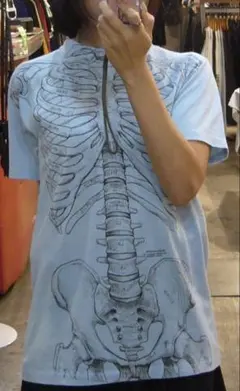 90s Leslie Arwin アナトミーTシャツ 大判プリント - メルカリ