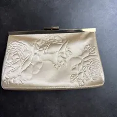 クラッチバッグのサムネイル