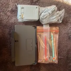 ニンテンドー3DS/2DS 充電器とスタイラスペンセット