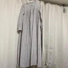 花柄ロングシャツワンピース ピンクベージュ 長袖