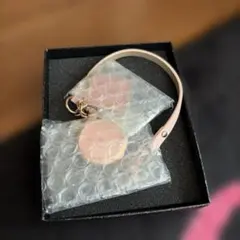 ピンク円形レザーキーホルダー