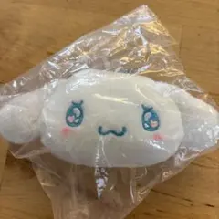 サンリオキャラクターズ　鳴らしてピッピ！　音がなる♪マスコットぬいぐるみシナモン