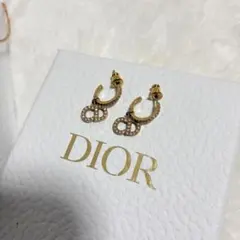Dior Clair D Lune ピアス