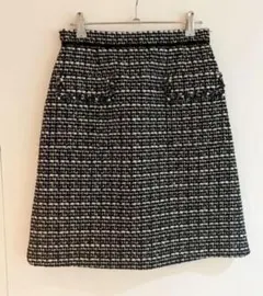 Apuweiser riche ビジューフラップスカート ブラックツイード