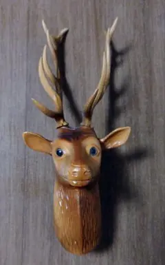 鹿のオブジェ　　TSUSHIMA　CRAFT