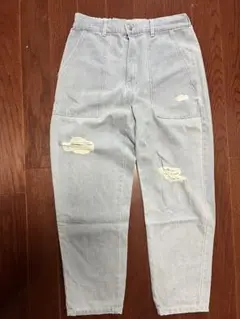 ハイウエスト ダメージ加工パンツ 薄い青