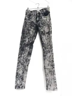 Item thumbnail for item 99bcaa4b-83ec-455b-b95d-a9ab261b4935