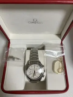 OMEGA スピードマスター デイト 3211.30 クロノグラフモデル 箱付きのサムネイル