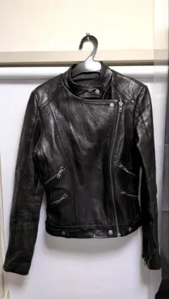 Item thumbnail for item 3e1ba3de-5bd7-4e5a-aa2a-412de700cbbd