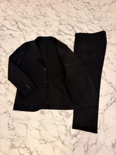 UNIQLO　感動ジャケット＆パンツ　セットアップ　ブラック　サイズS