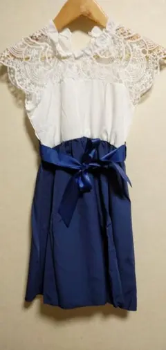 キッズ 140小さめ ワンピース 子供服 ホワイト フォーマル 紺 発表会