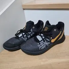 NIKE カイリー フライトラップ 27cm