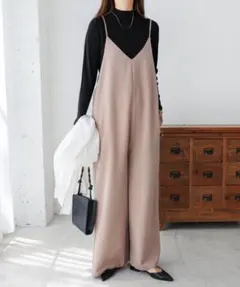 and me サロペット Vネックオールインワン　Alma Design