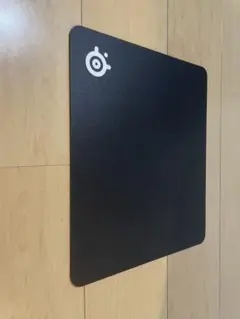 SteelSeries ブラック マウスパッド
