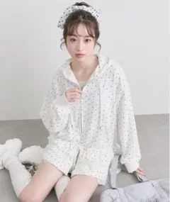 OLIVE des OLIVE 袖フリル ZIP パーカー オフホワイトのサムネイル