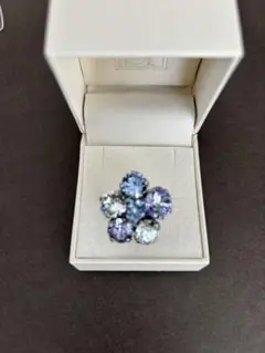 新品、未使用 スワロスキーリング