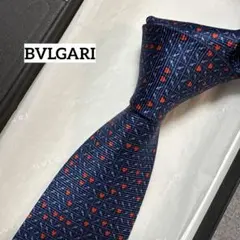 美品　ブルガリ　ネクタイ　紺・赤　ハート柄　セッテピエゲ