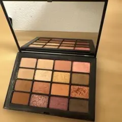 NARS サマーアンレイテッド アイシャドーパレットのサムネイル
