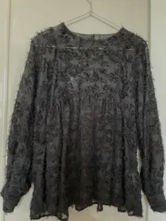 黒のシアー フリンジ 長袖シャツ