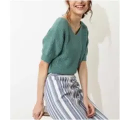 NATURAL BEAUTY BASIC Vネックサマーニット