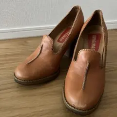 Clarks ORIGINALS (ヒール約8cm)のサムネイル