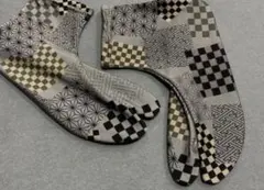 数限定のおしゃれなストレッチ足袋　アンティーク系麻の葉市松柄　21～26ｃｍ対応