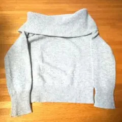 ○UNIQLO グレー オフタートルニット
