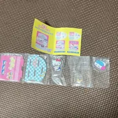 ちいかわ× サンリオ レイヤーアクリルスタンド