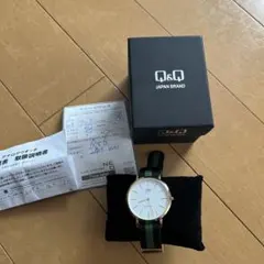 Q&Q 腕時計 ホワイト/グリーン/ブラック