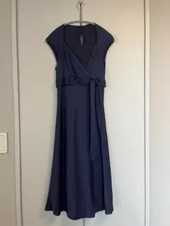 ネイビー ロングワンピース Sサイズ　ストロベリーフィールズ
