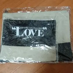 嵐のコンサート(Love)グッズ ポーチ二点セットです。