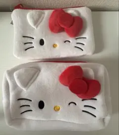 【新品未使用タグ付き】 韓国ダイソー限定 ハローキティポーチ 2種類セット