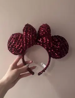 【ディズニー カチューシャ】ミニーちゃん　赤スパンコールカチューシャ