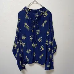 &LOTTA アンドロッタ　花柄　リボン付き　長袖　シャツ ネイビー　M