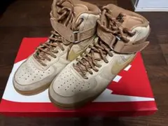 Nike Air Force 1 ベージュ ハイカットスニーカー
