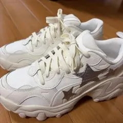 美品】PUMA プーマ パルサー ウェッジ スノー 23.5cm - メルカリ