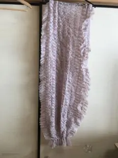 フリル付き薄いピンクレースストール