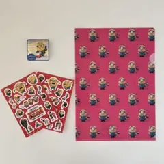 ミニオン　クリアファイルとステッカーセット