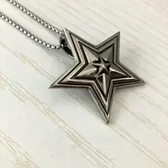 星型 スター　ペンダント ネックレス