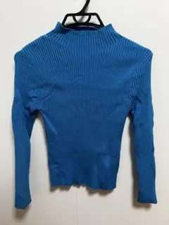 リブ編み長袖ハイネックセーター青