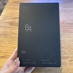 POLA B.A ハンドクリーム＆ボディミルクセットのサムネイル