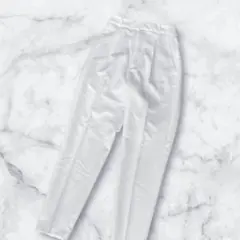 ジーユー　ストレッチテーパードパンツ
